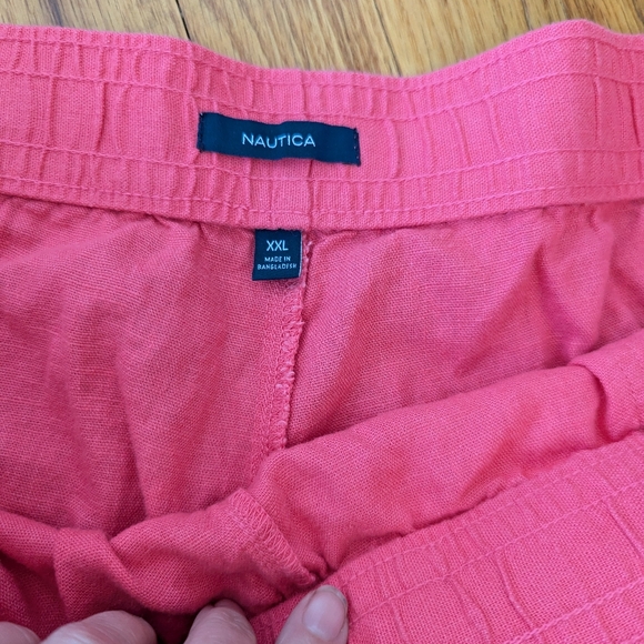 Bundle of gap and nautica XL/XXL shorts - Picture 9 of 13